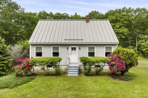 128 Ridge Road Newcastle ME 04553