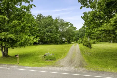 128 Ridge Road Newcastle ME 04553