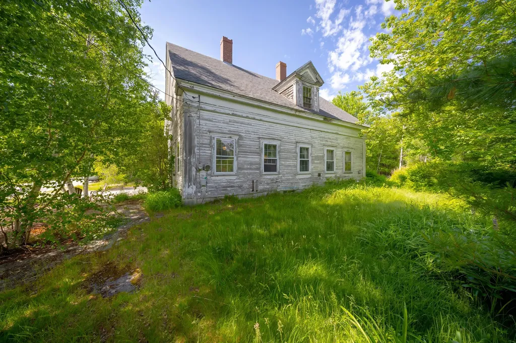 47 Turkey Farm Road Blue Hill ME 04614