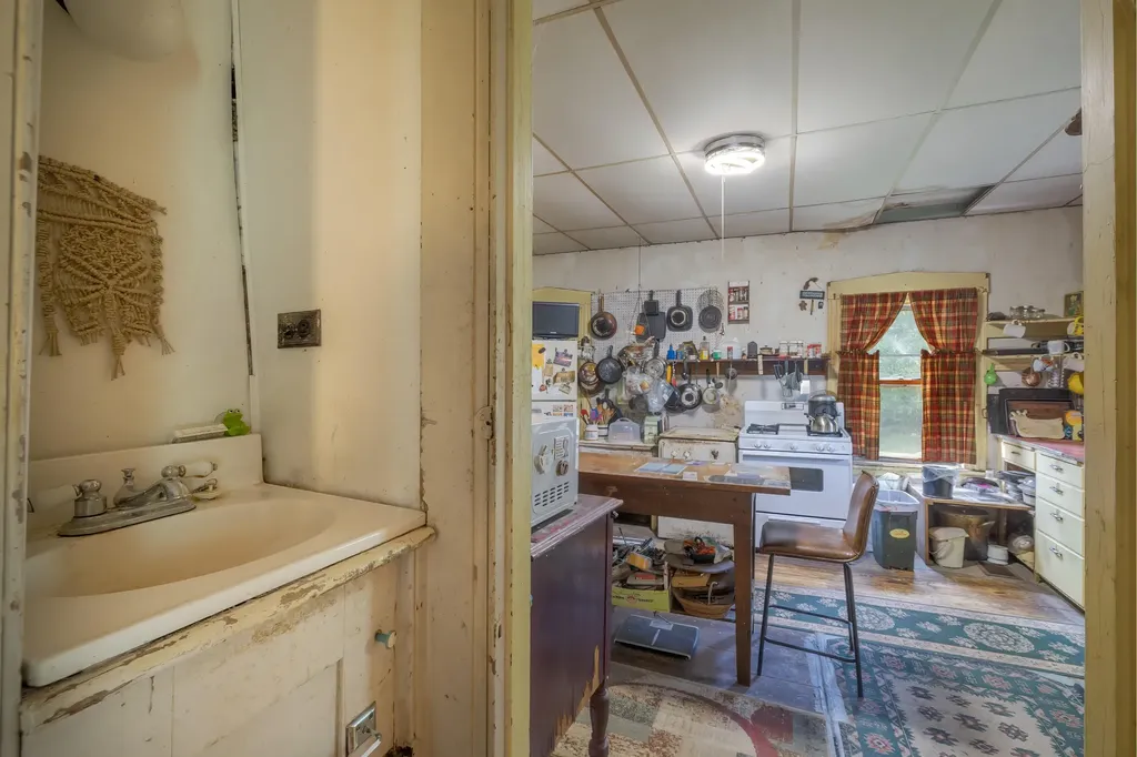 47 Turkey Farm Road Blue Hill ME 04614