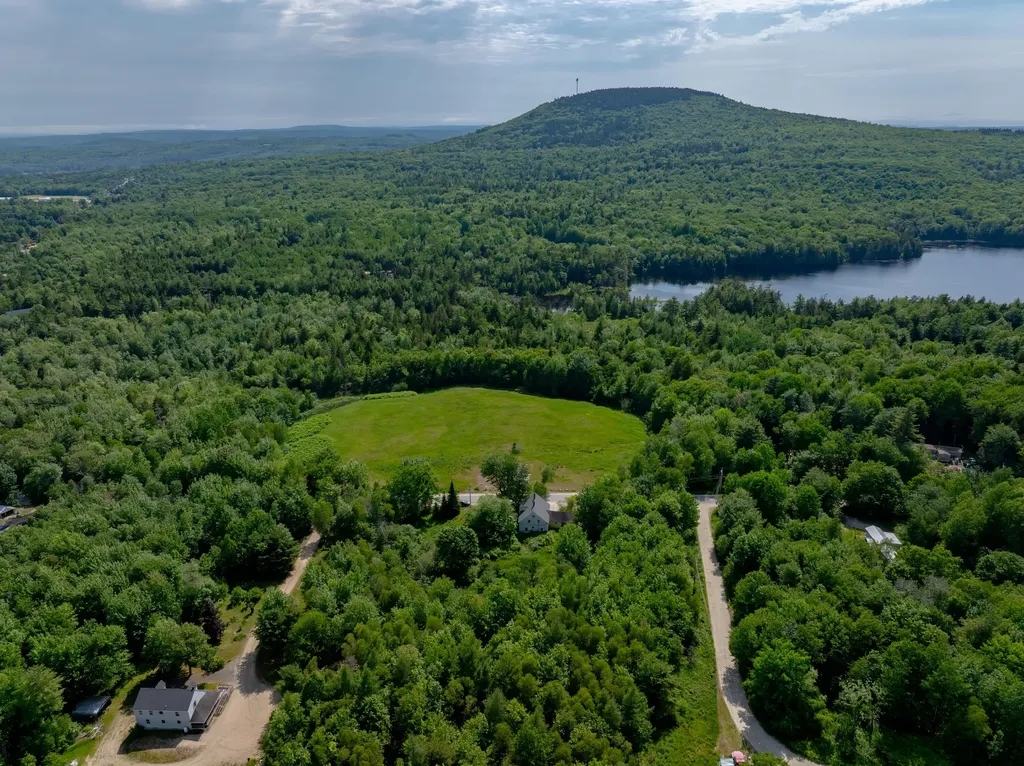 47 Turkey Farm Road Blue Hill ME 04614