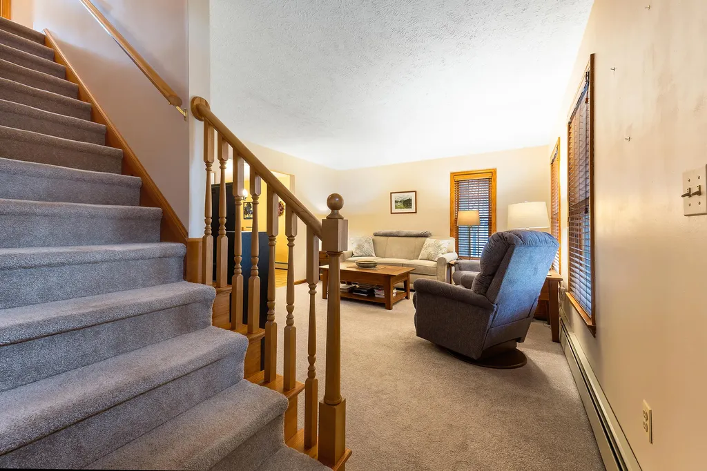 137 Cedarwood Road Auburn ME 04210