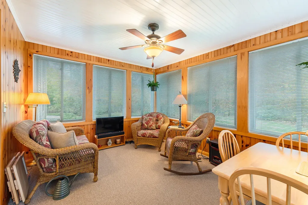 137 Cedarwood Road Auburn ME 04210