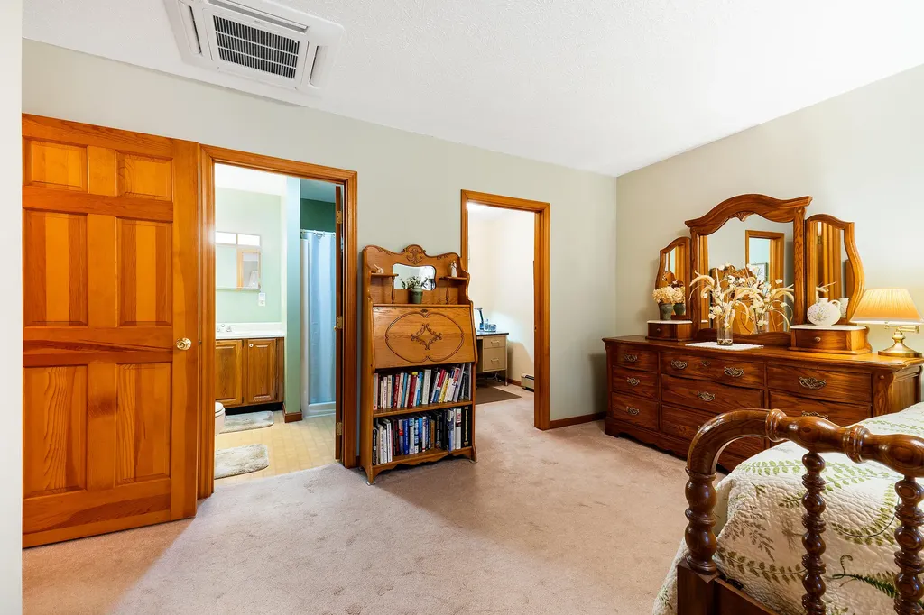 137 Cedarwood Road Auburn ME 04210