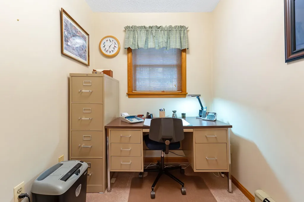 137 Cedarwood Road Auburn ME 04210