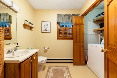 137 Cedarwood Road Auburn ME 04210