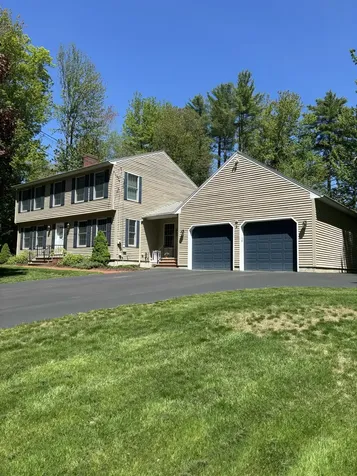 137 Cedarwood Road Auburn ME 04210