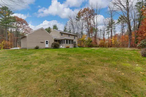 137 Cedarwood Road Auburn ME 04210