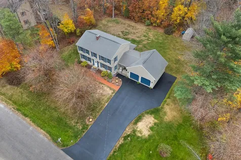 137 Cedarwood Road Auburn ME 04210