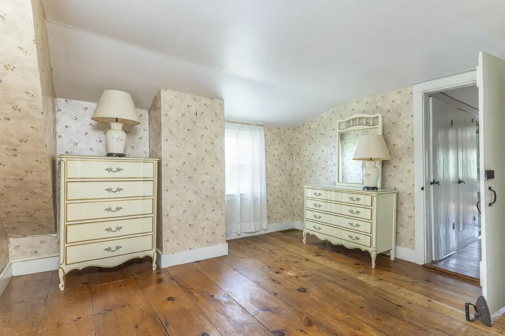 54 Mitchell Road South Portland ME 04106