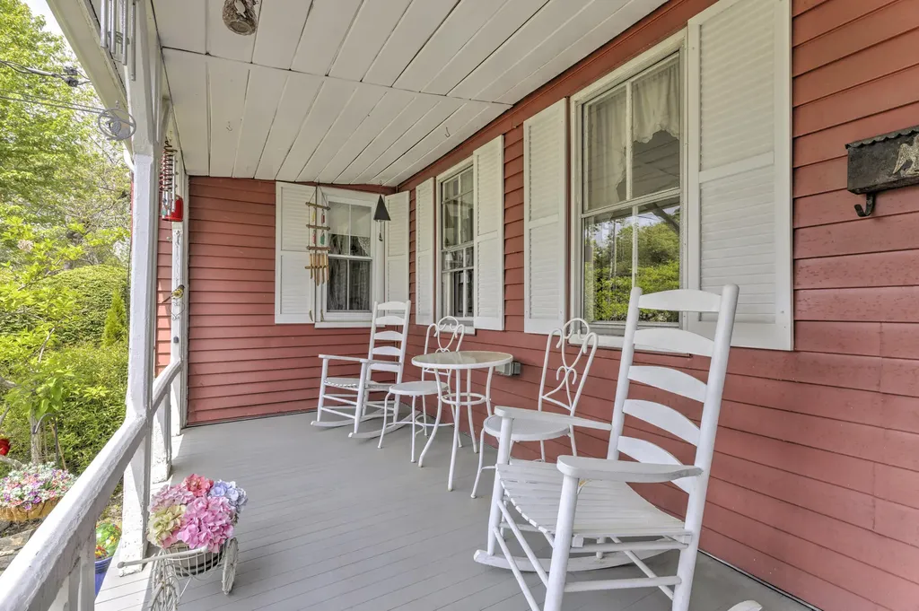 54 Mitchell Road South Portland ME 04106