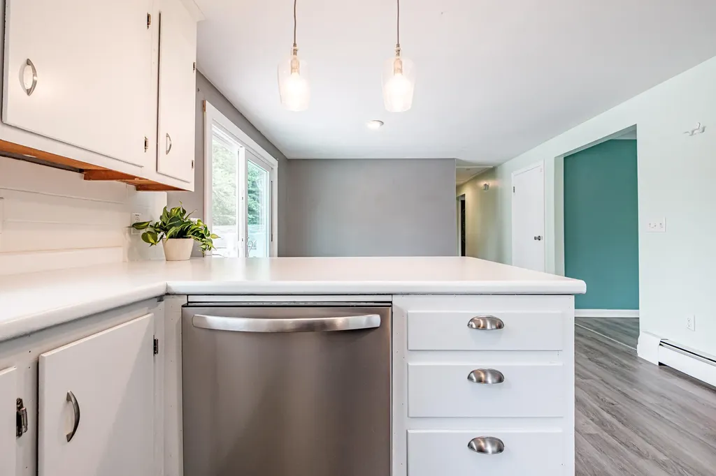 21 Libby Drive Buxton ME 04093