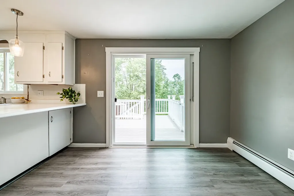 21 Libby Drive Buxton ME 04093