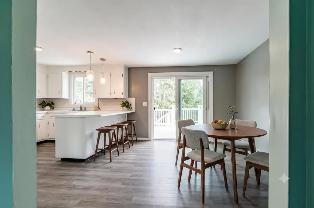 21 Libby Drive Buxton ME 04093