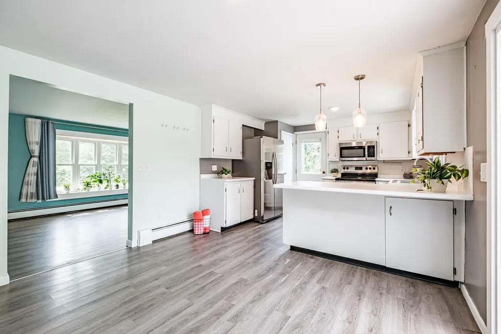 21 Libby Drive Buxton ME 04093