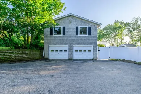 21 Libby Drive Buxton ME 04093