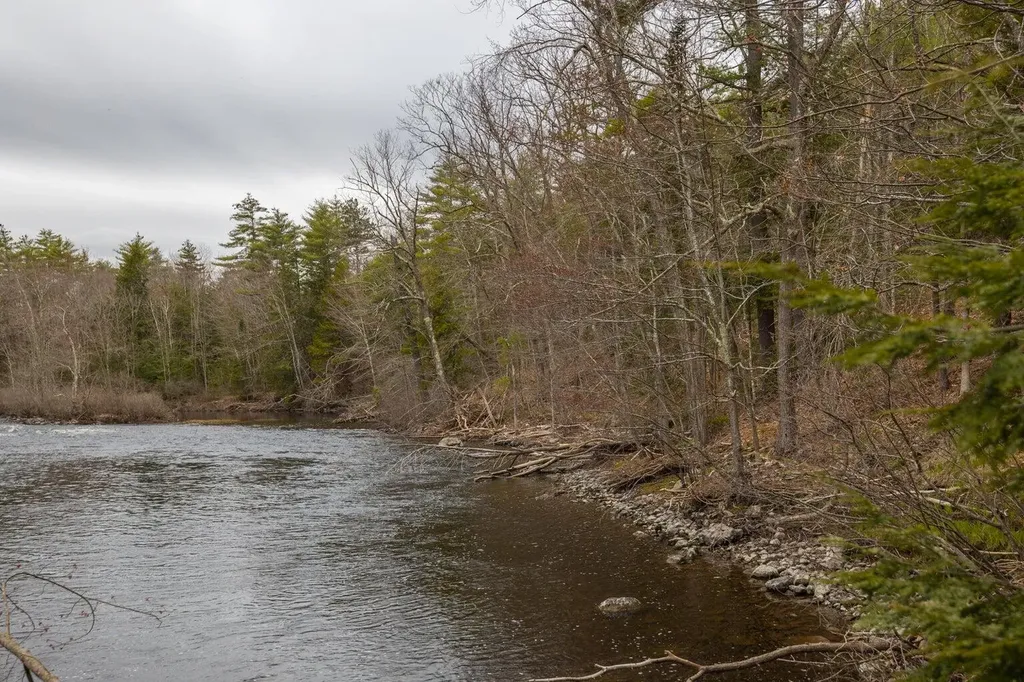 122 Ossipee Trail Porter ME 04068