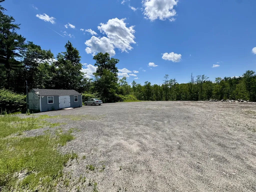 132 Roosevelt Trail Windham ME 04062