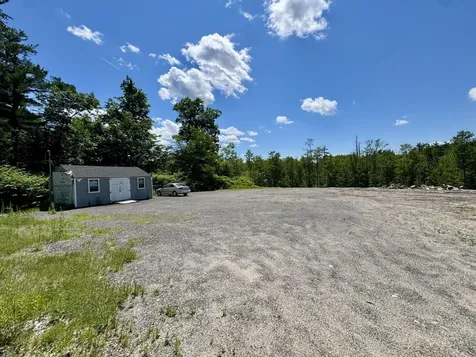 132 Roosevelt Trail Windham ME 04062