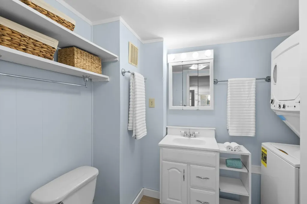 2 Cherry Lane Kittery ME 03904