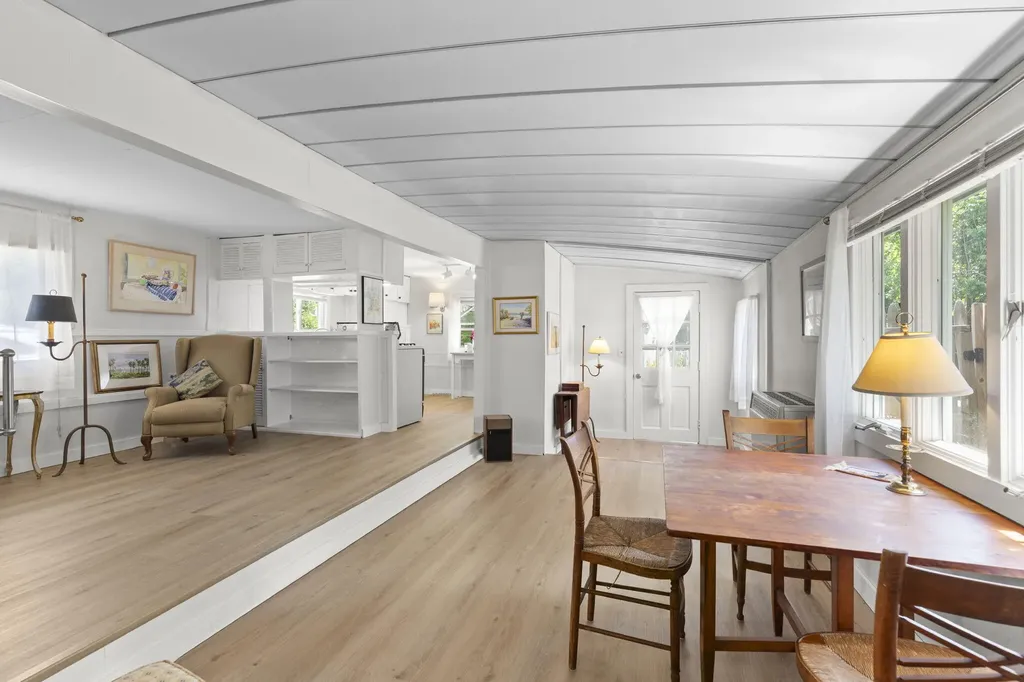 2 Cherry Lane Kittery ME 03904
