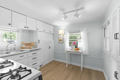 2 Cherry Lane Kittery ME 03904