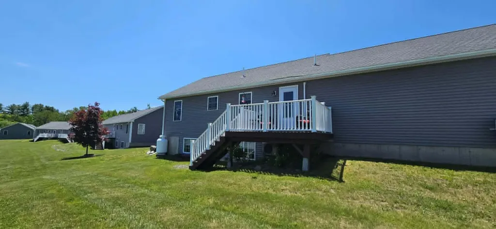 93 Streamside Lane Bangor ME 04401