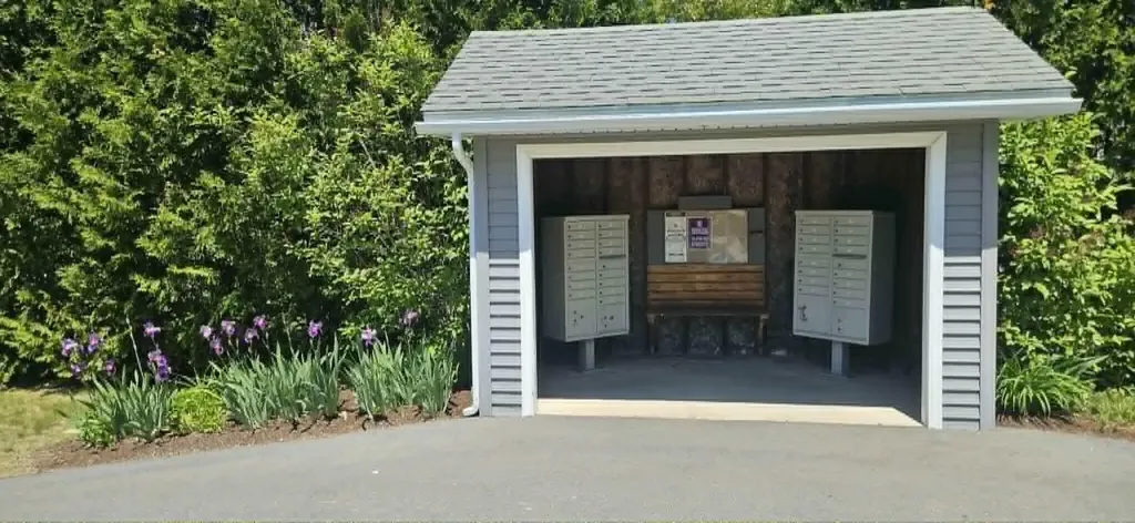 93 Streamside Lane Bangor ME 04401