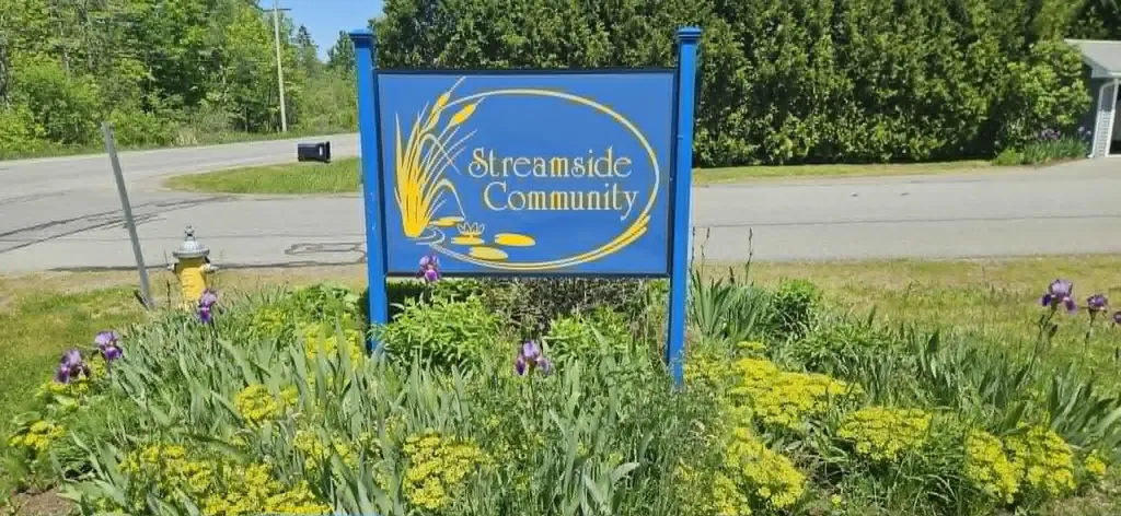 93 Streamside Lane Bangor ME 04401