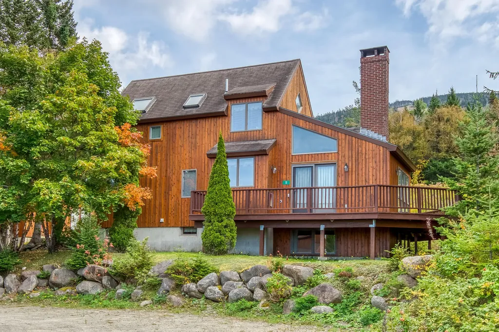 11 Club House Drive Rangeley ME 04970