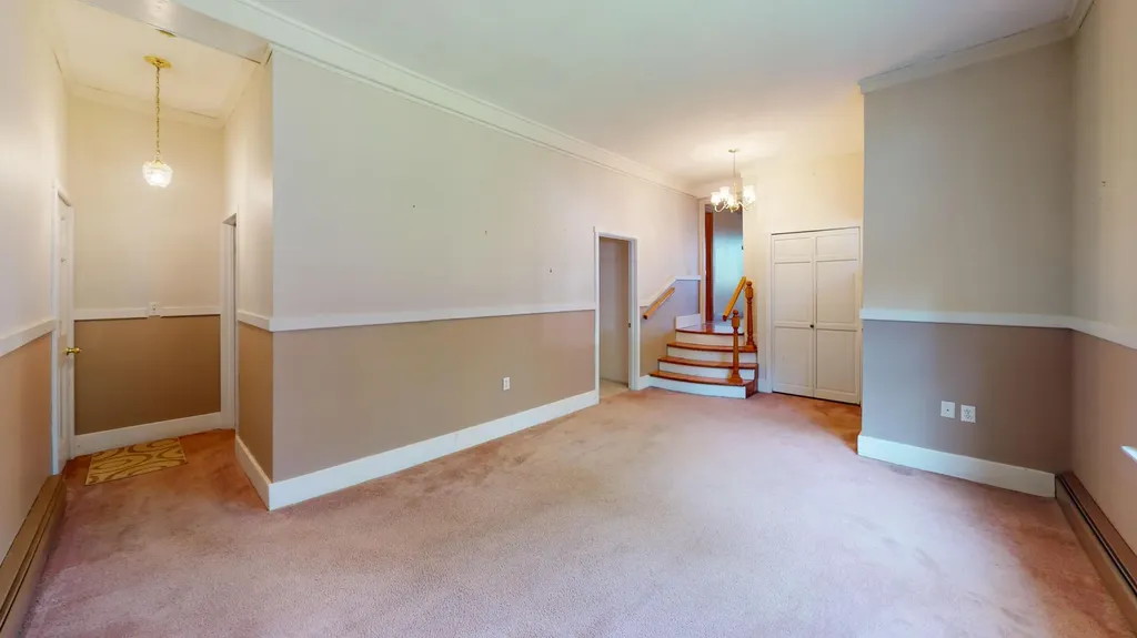 46 Pine Bluff Lee ME 04455
