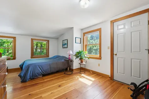 7 Cross Road Edgecomb ME 04556