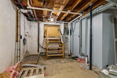 7 Cross Road Edgecomb ME 04556