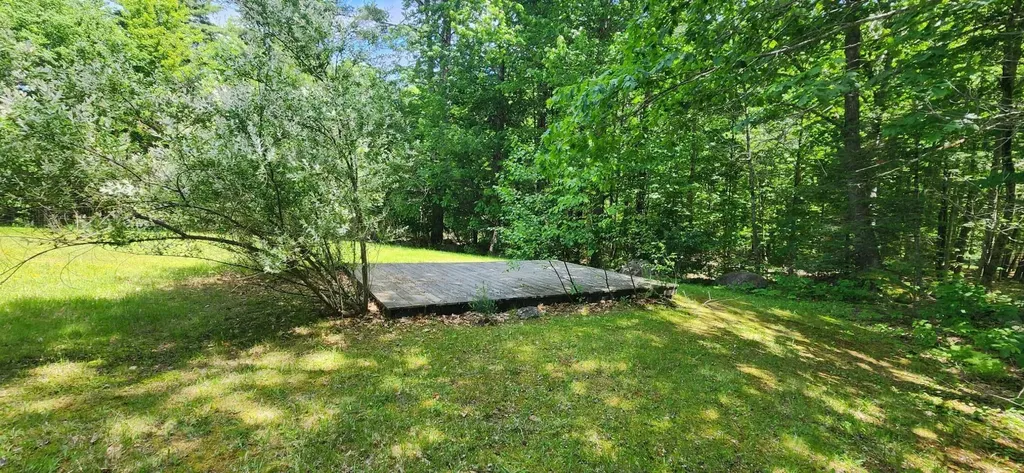 9 Ladd Road Rome ME 04963
