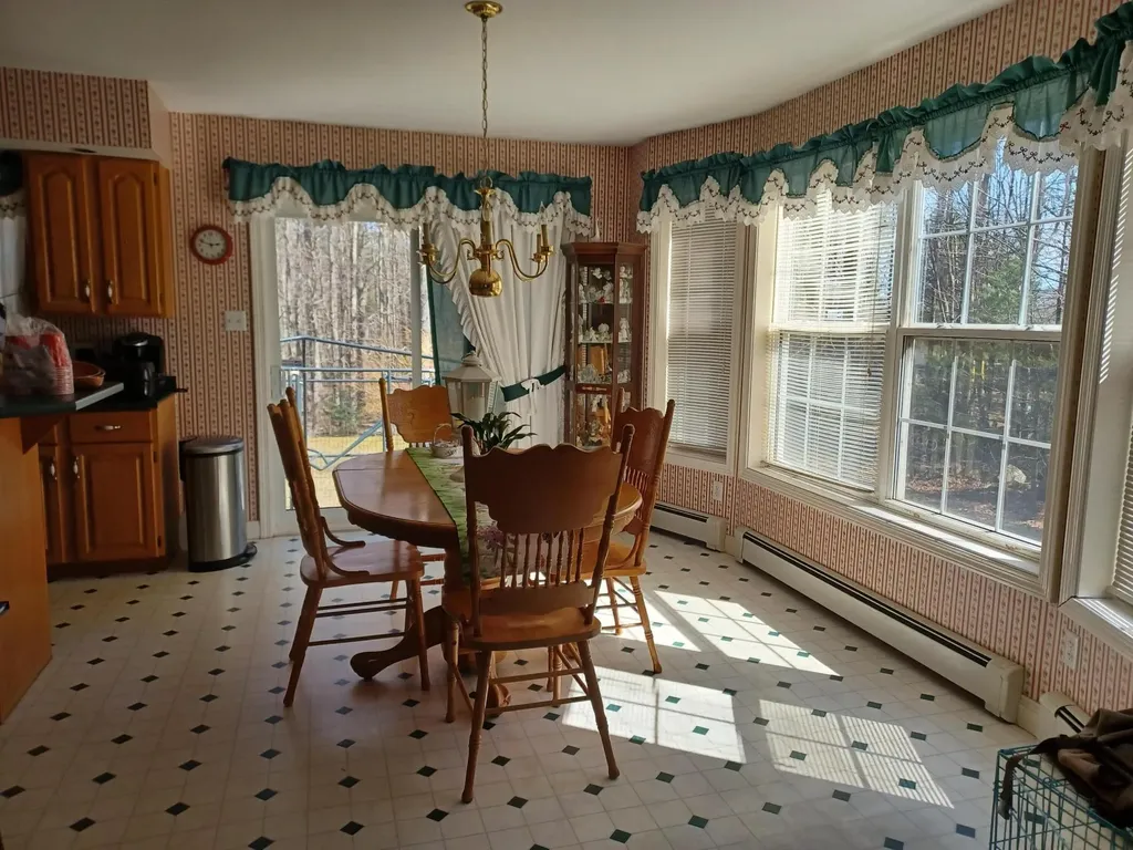 9 Ladd Road Rome ME 04963