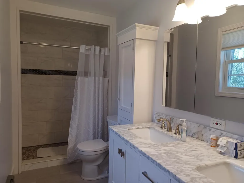 9 Ladd Road Rome ME 04963