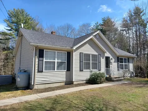9 Ladd Road Rome ME 04963