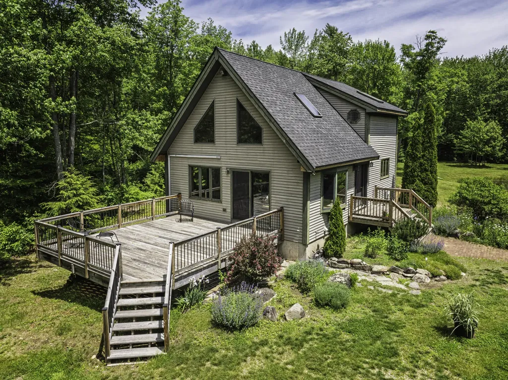 39 Dillingham Road North Berwick ME 03906