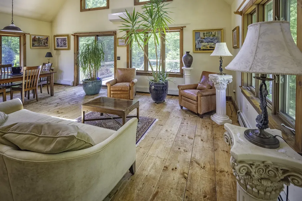 39 Dillingham Road North Berwick ME 03906