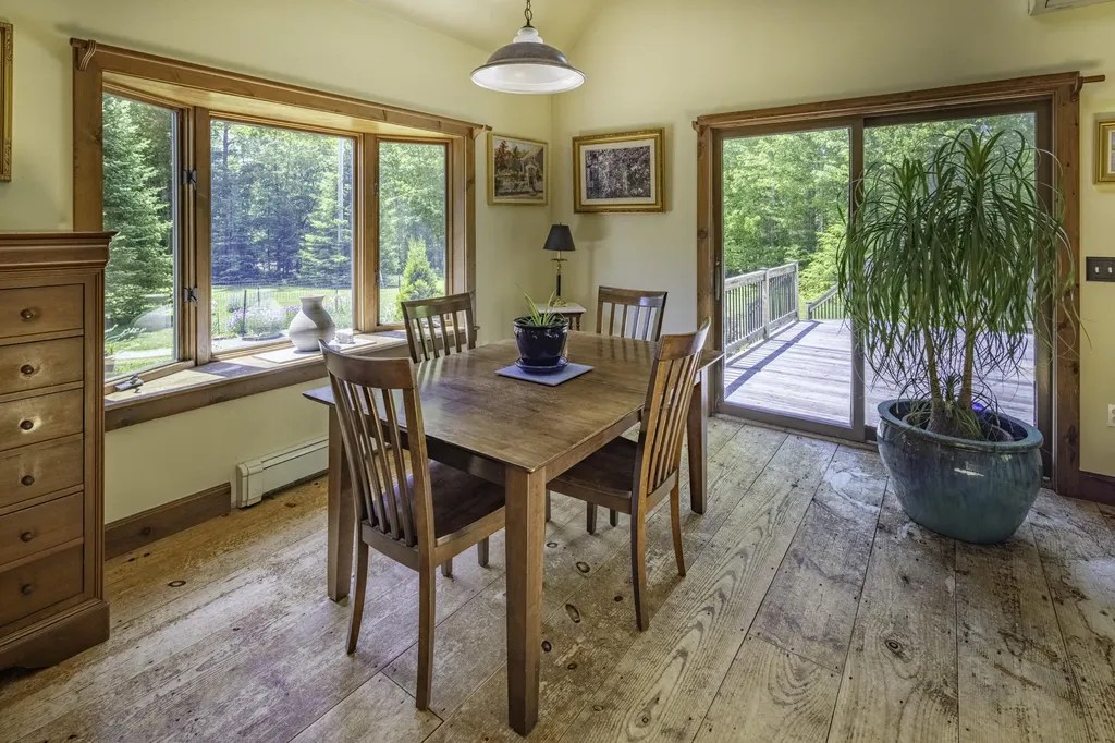 39 Dillingham Road North Berwick ME 03906