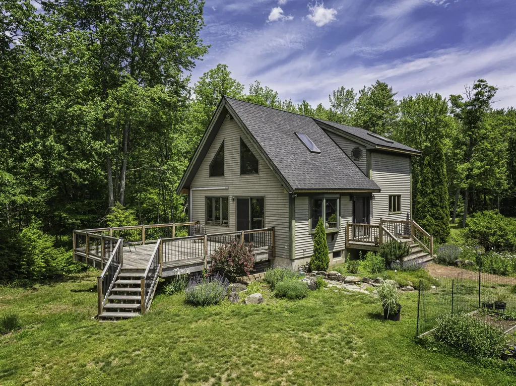 39 Dillingham Road North Berwick ME 03906