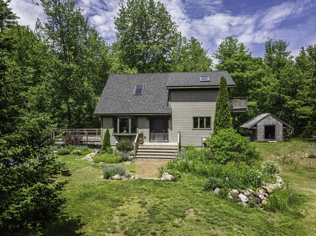 39 Dillingham Road North Berwick ME 03906