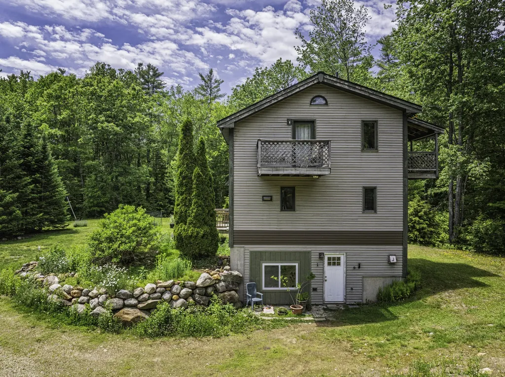 39 Dillingham Road North Berwick ME 03906