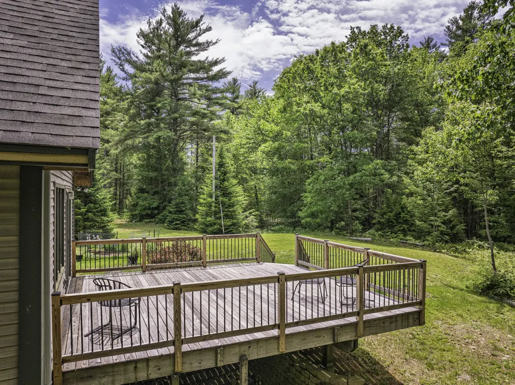 39 Dillingham Road North Berwick ME 03906