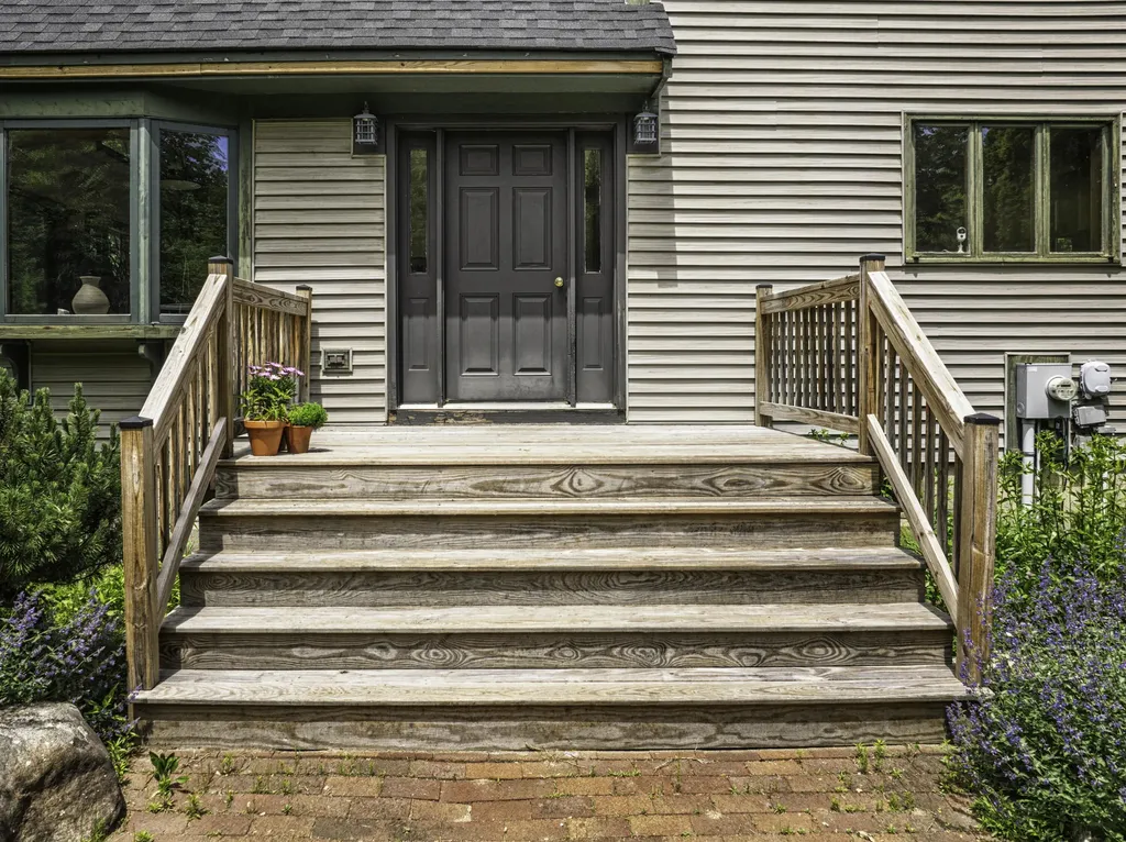 39 Dillingham Road North Berwick ME 03906
