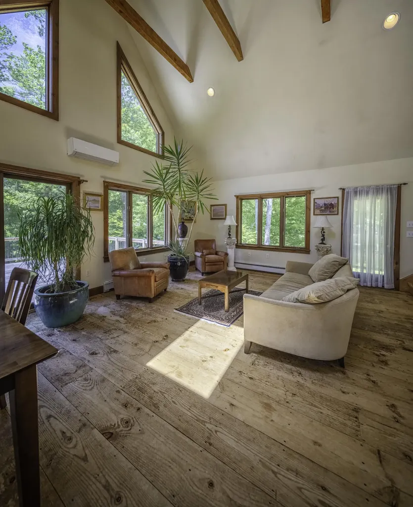 39 Dillingham Road North Berwick ME 03906