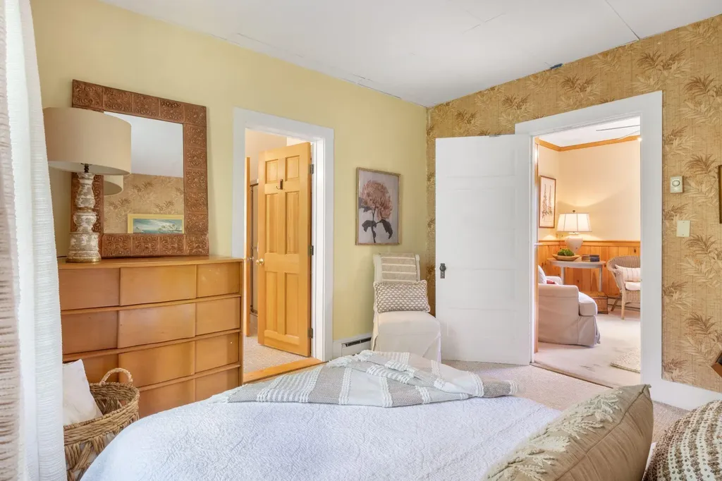 107 Highland Avenue Ogunquit ME 03907