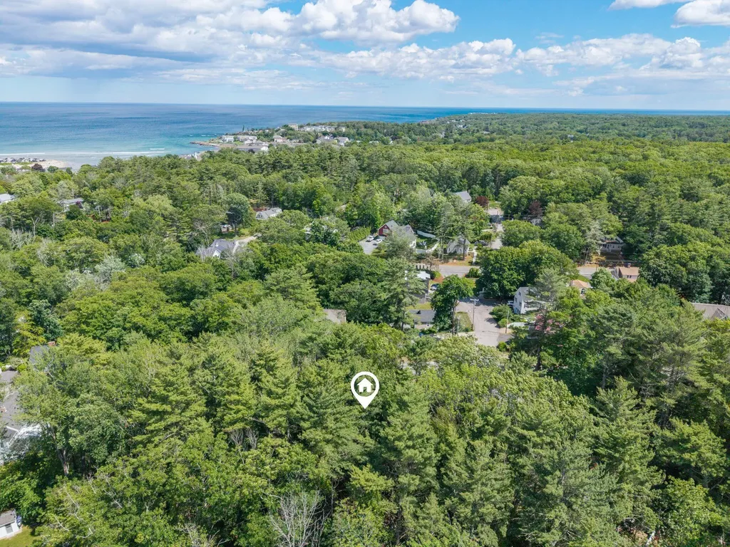 107 Highland Avenue Ogunquit ME 03907