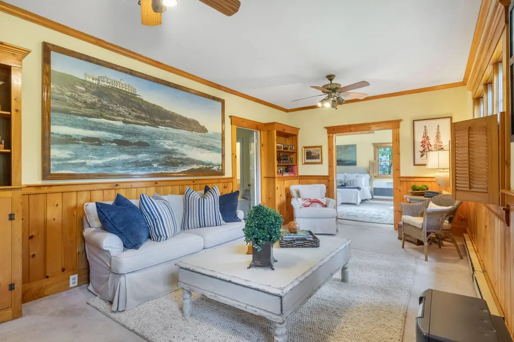 107 Highland Avenue Ogunquit ME 03907