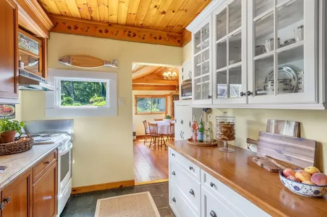 107 Highland Avenue Ogunquit ME 03907